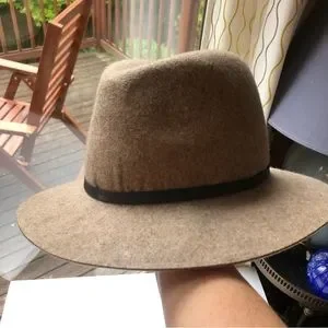 Women Banana Republic wool fedora hat sz Large m_65259189ffb5d0de1fb5daa3.jpg main image 2